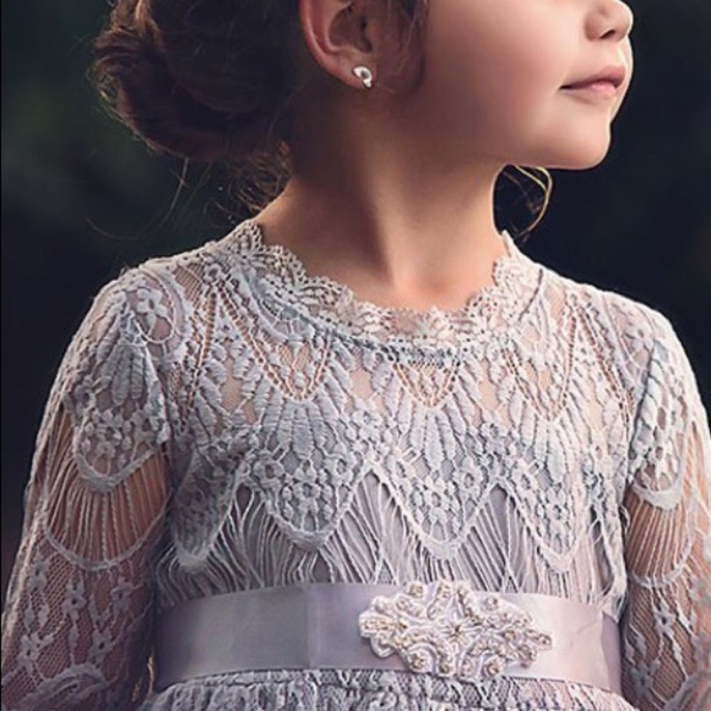 Gorgeous girls gray dress, size 7